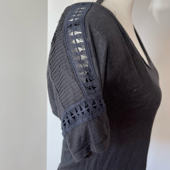 J. Crew size extra small burnt out top won’t cute sleeve detailing - Picture 9 of 10